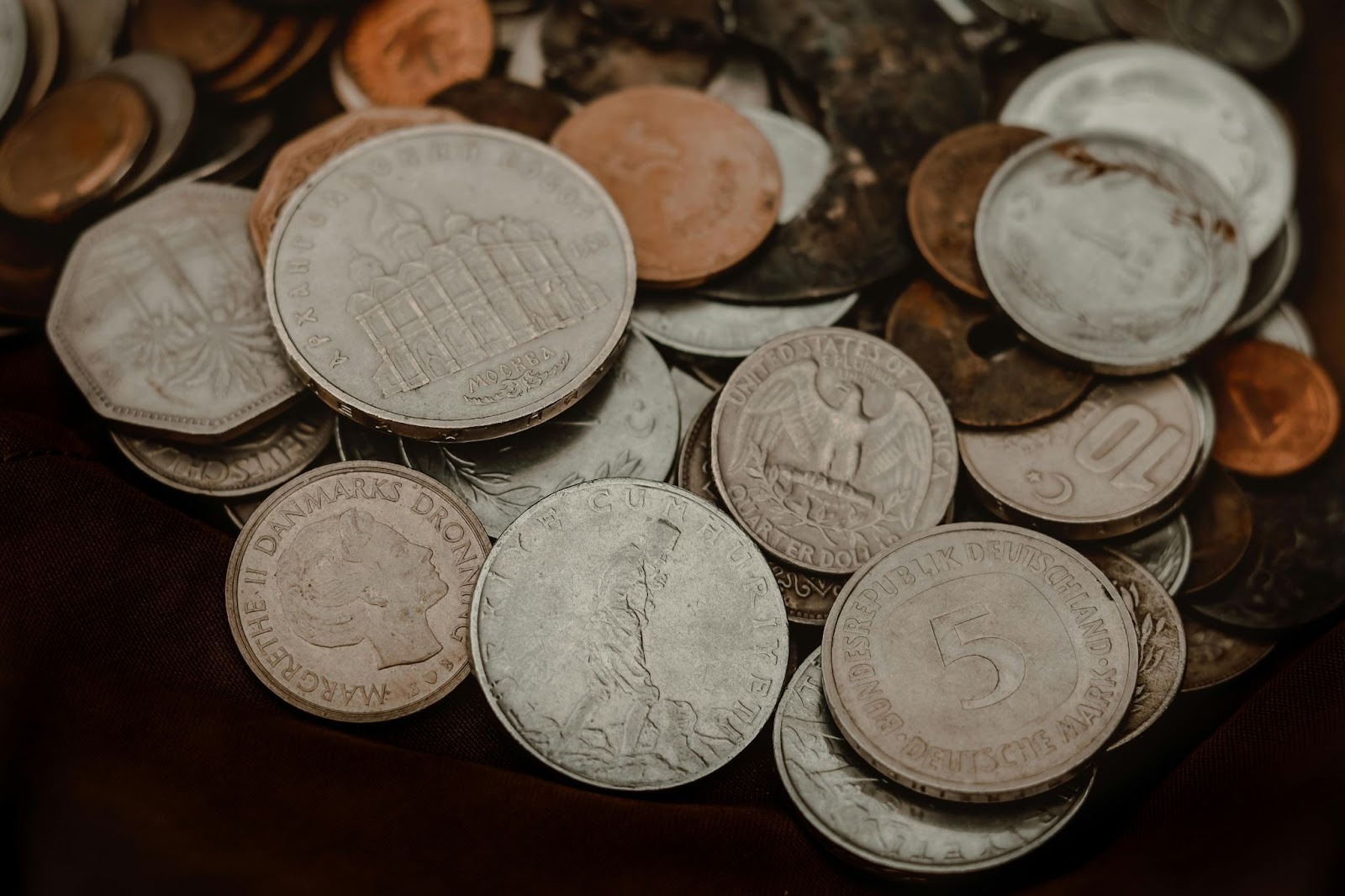 Why BlockDAG’s $430 Million Launch Momentum Surpasses Ethereum & AAVE Ahead of Genesis Day 3 AAVE Strengthens with Governance Buyback Momentum